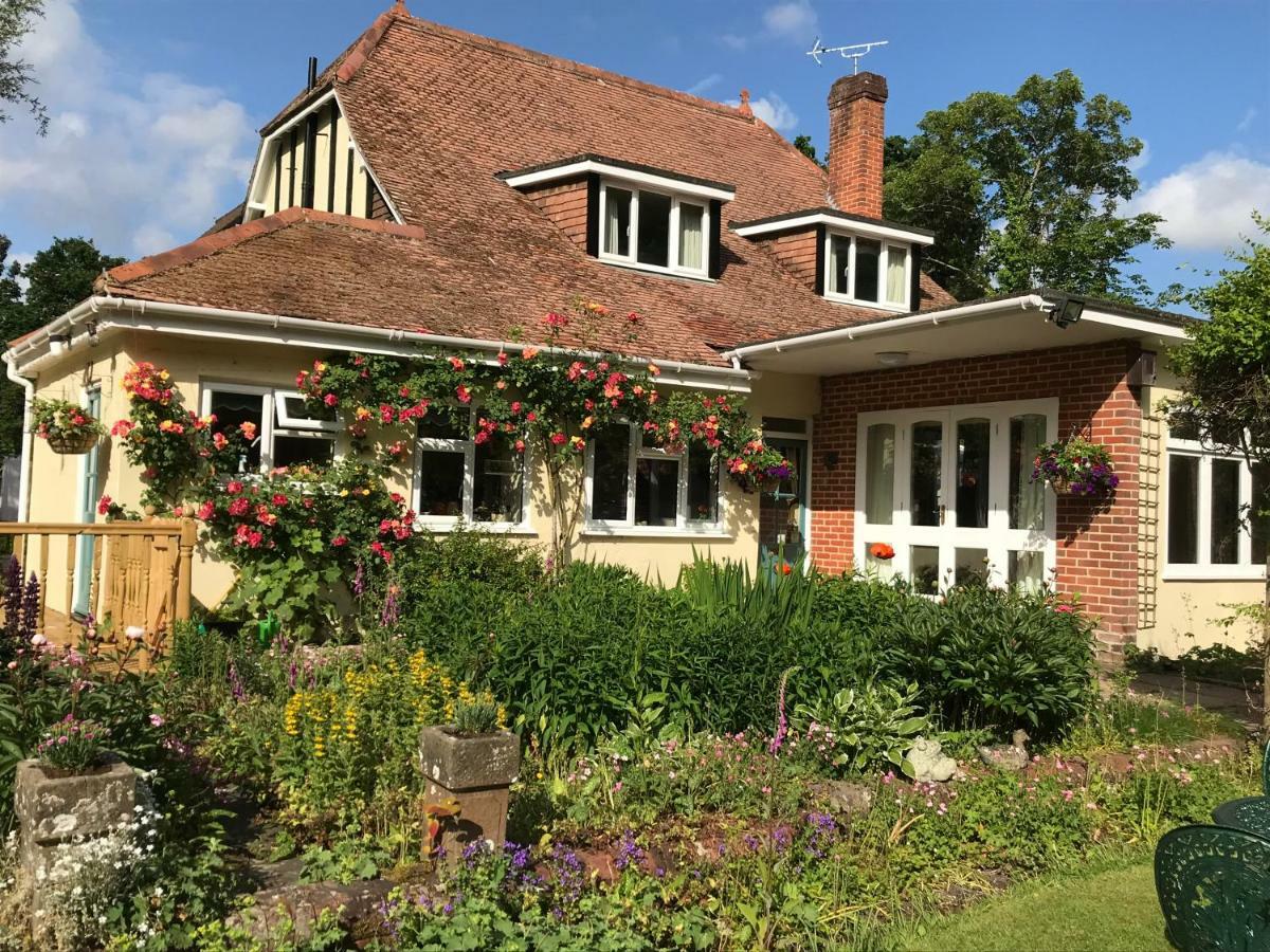 Kingswood Cottage Lyndhurst Exterior photo